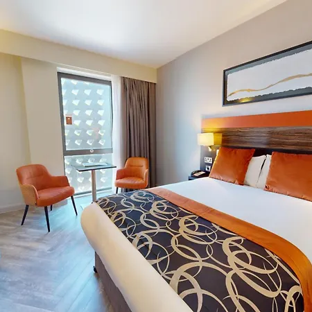 Clayton Hotel Cardiff-2